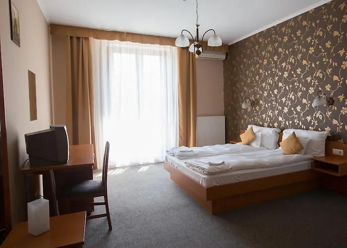Aqua 3* Kistelek